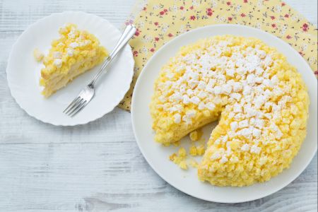 Classic mimosa cake (Cake covered with sponge cake cubes)