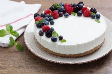 No-bake yogurt cake