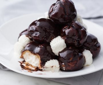 Chocolate profiteroles