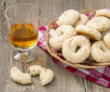 Wine cookies