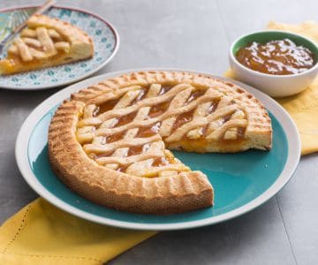 Apricot jam tart