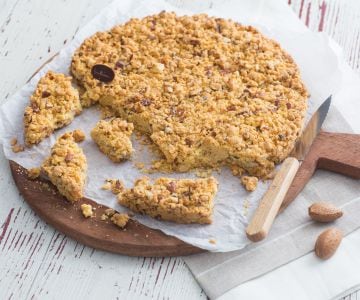 Almond crumble (Sbrisolona)