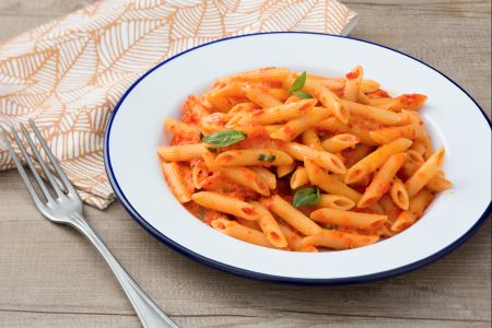 Pasta with bell pepper sauce