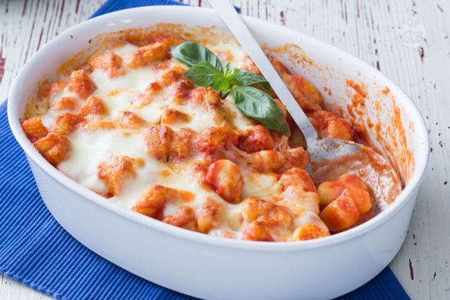 Gnocchi with creamy Gorgonzola sauce - Italian recipes by GialloZafferano