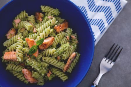 Fusilli with zucchini pesto and salmon