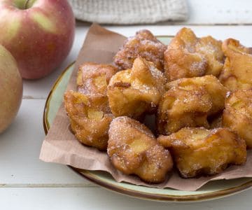 Apple and ricotta fritters