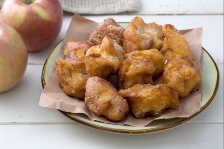 Apple and ricotta fritters