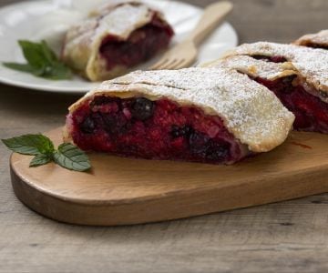 Wild berry strudel