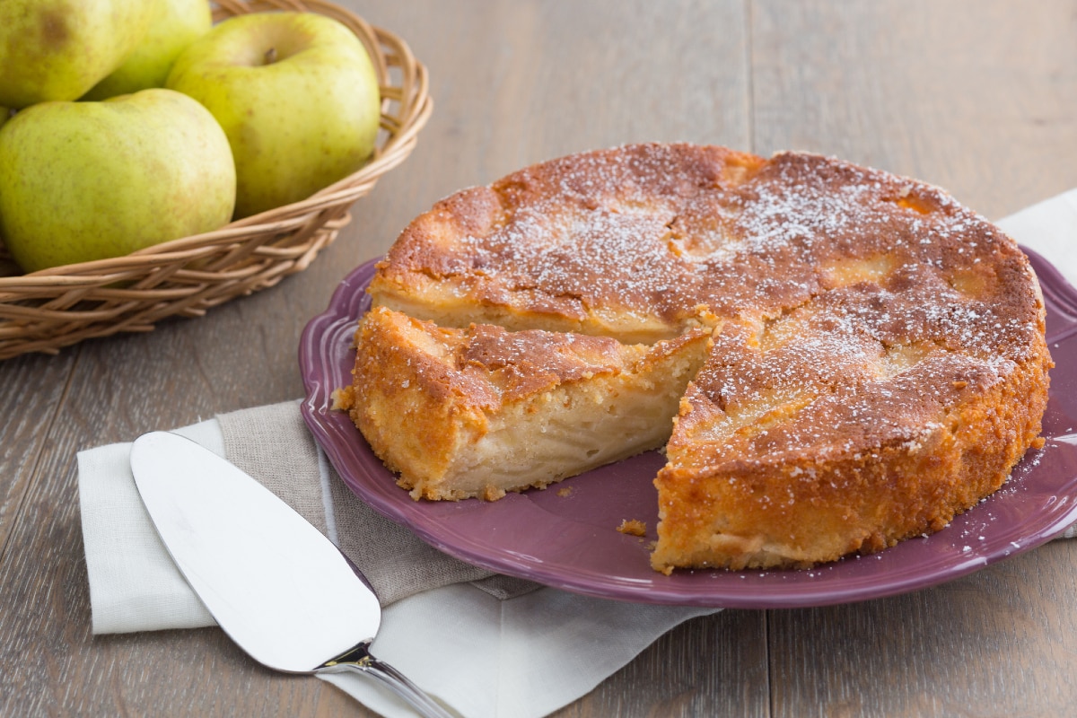 Torta di Mele - Italian Apple Cake - The Petite Cook