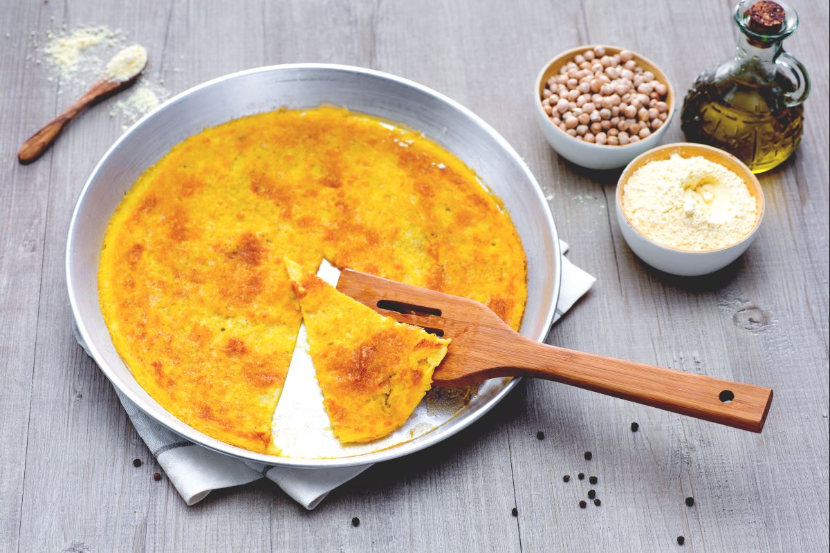 Farinata (Italian Chickpea Pancake)