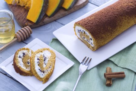 Ricotta and chocolate chip pumpkin roll