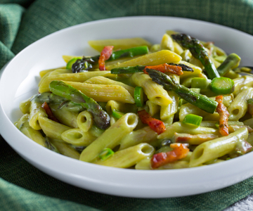 Asparagus and pancetta pasta