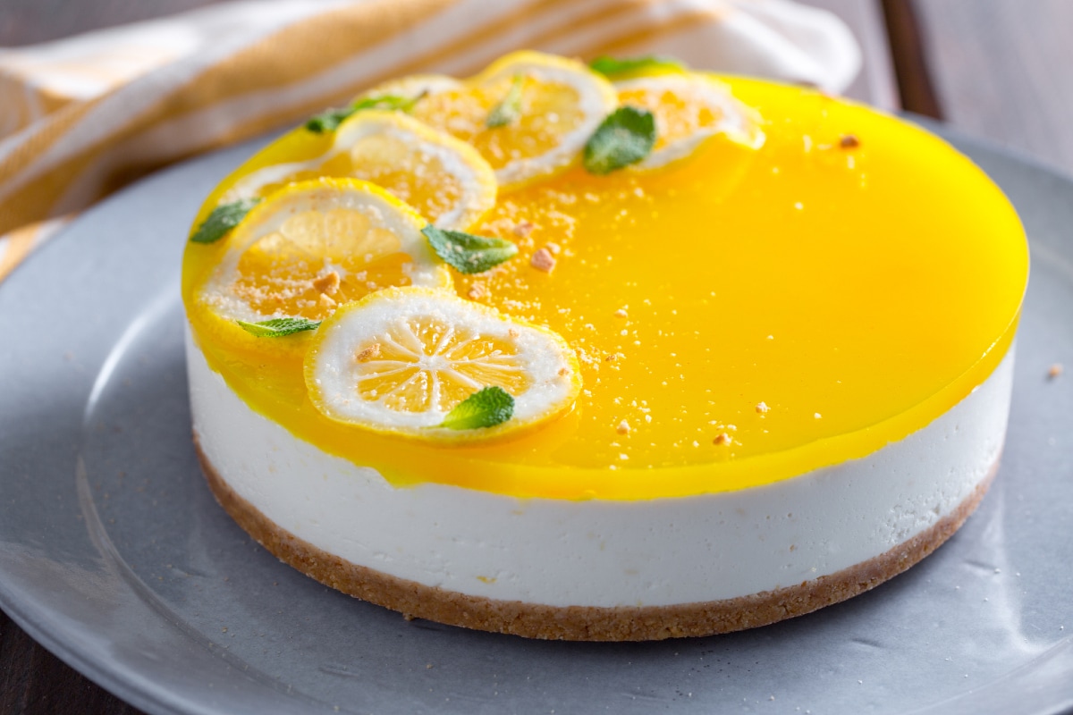 Lemon cheesecake