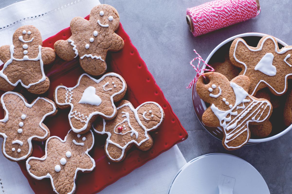 Gingerbread Biscotti - Sandra Valvassori