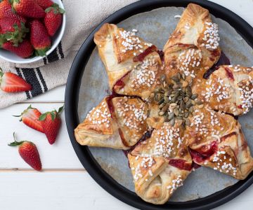 Fruit and chocolate puff pastry