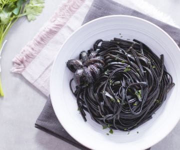 Squid ink linguine