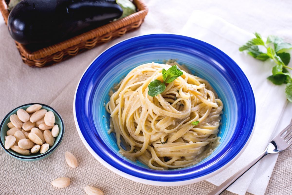 Pasta with eggplant pesto