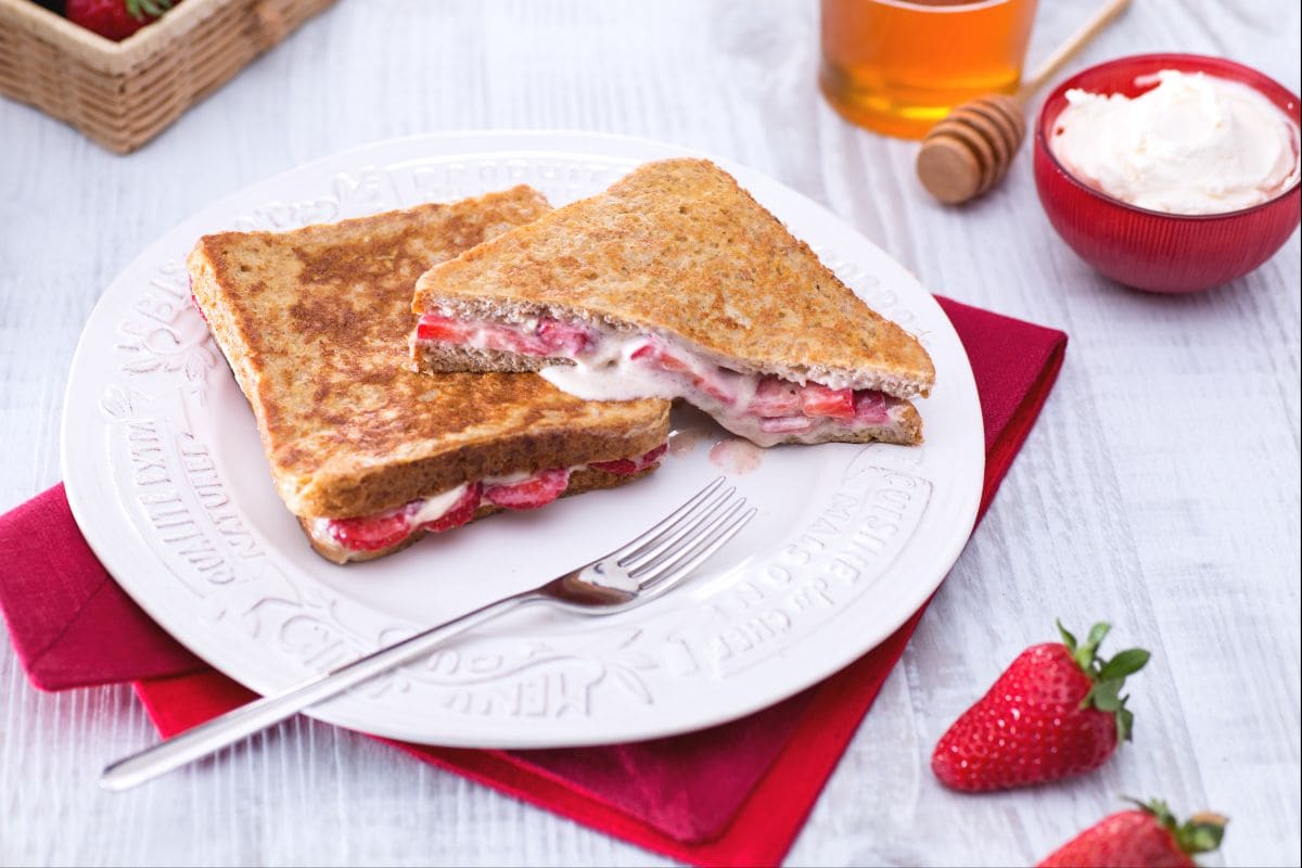 Strawberry and mascarpone French toast