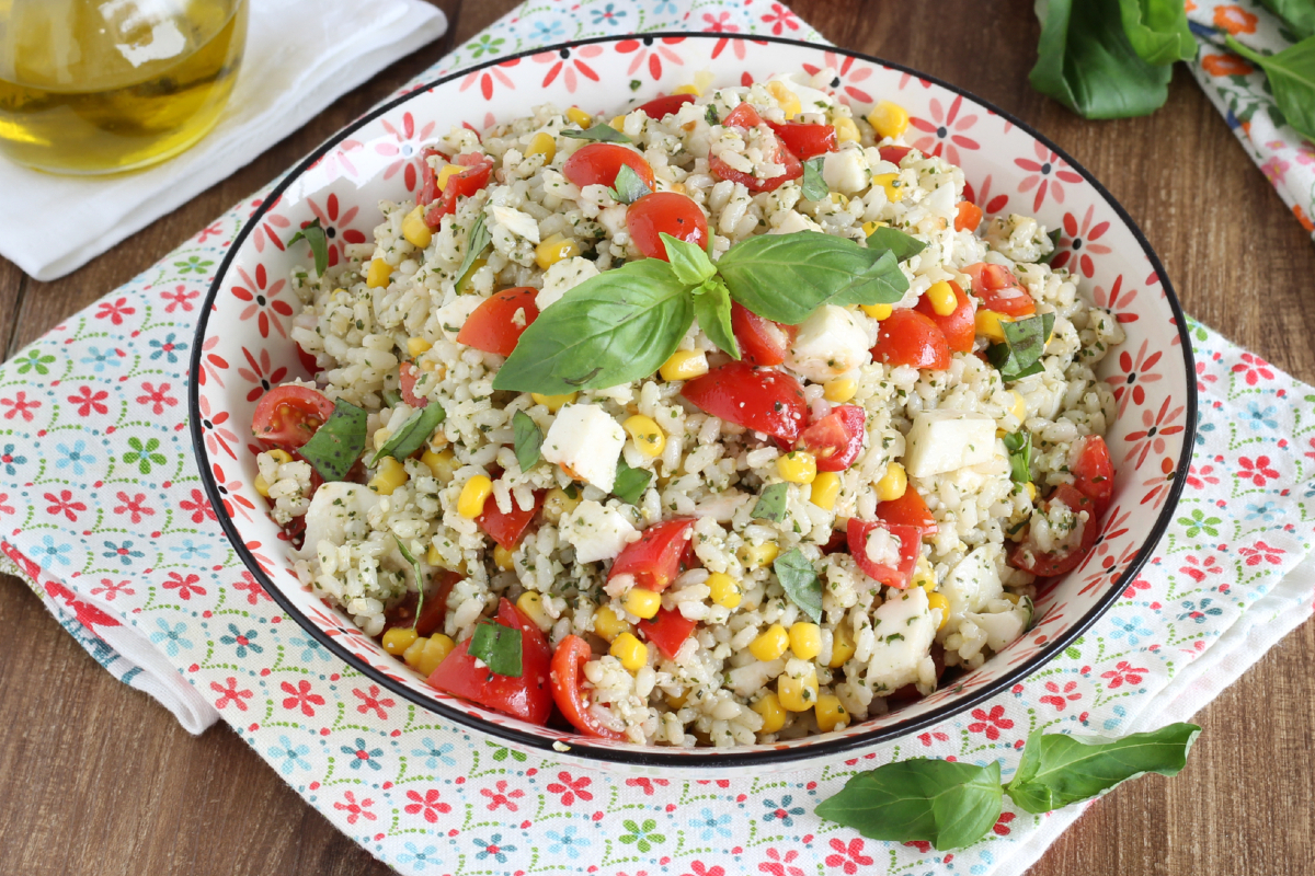 Vegetarian rice salad