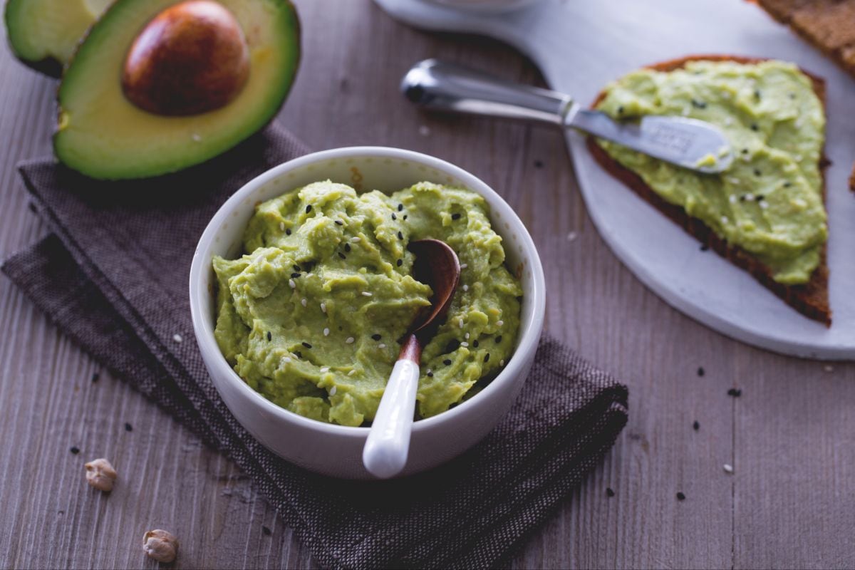 Avocado hummus