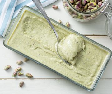 Easy pistachio ice cream