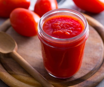 Tomato passata