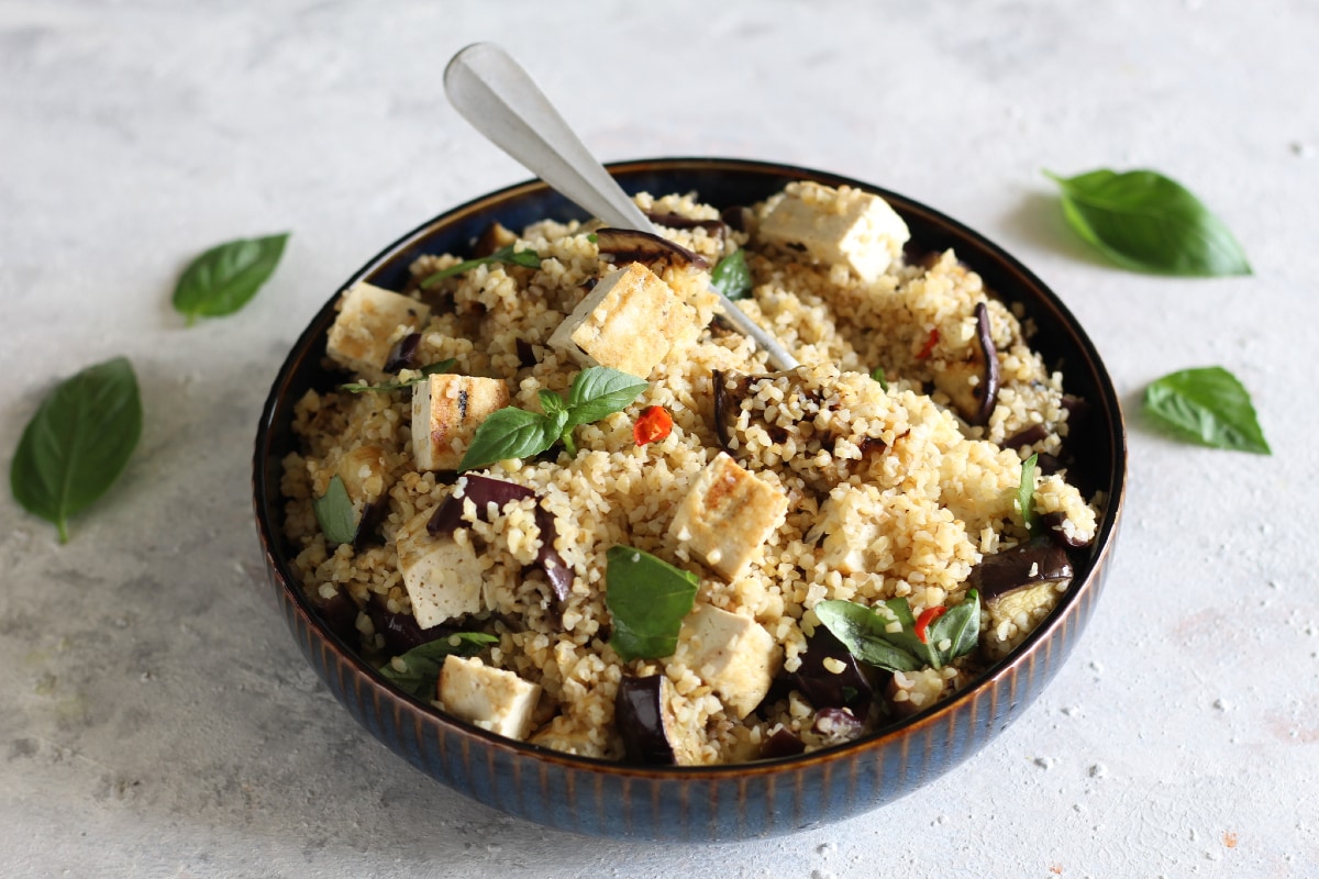 Vegan bulgur salad