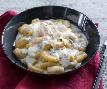 Gnocchi with gorgonzola cream