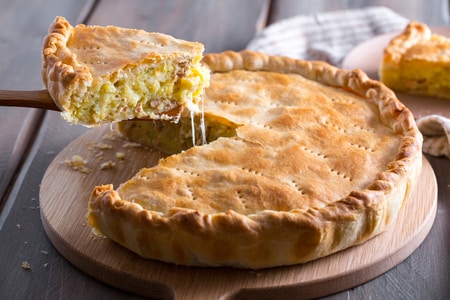 Potato and tuna pie