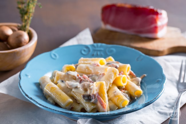 Rigatoni Funghi e Speck