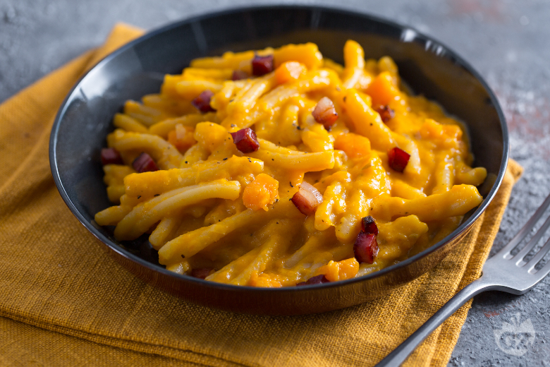 Pasta with butternut squash and speck