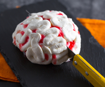 Halloween brain cheesecake