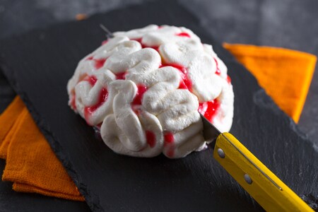 Halloween brain cheesecake