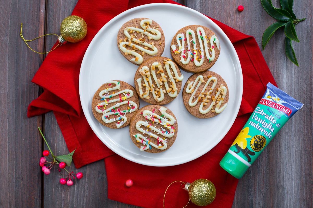 Christmas spice cookies