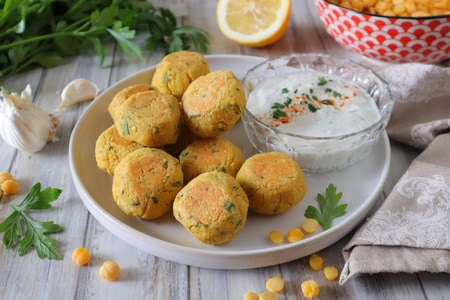 Oven-baked falafel