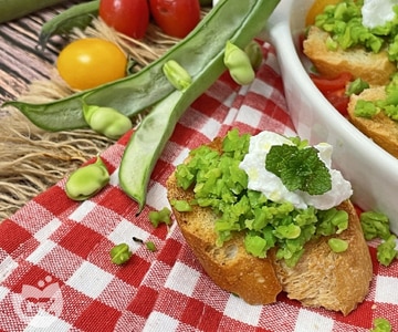 Vegetarian bruschetta