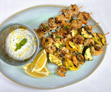 Shrimp and zucchini skewers