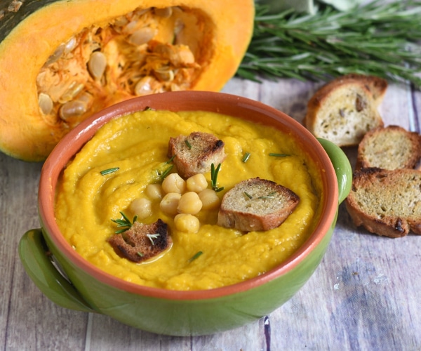 Creamy pumpkin and chickpea soup with homemade croutons