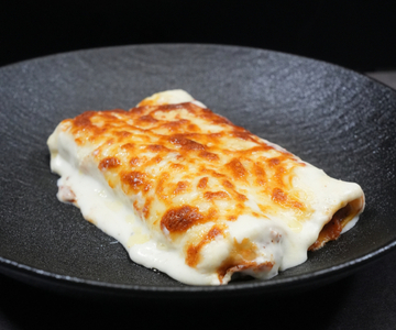 Baked Cannelloni with Ragù