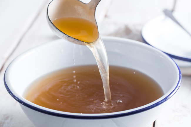 Beef Broth - Italian recipes by GialloZafferano