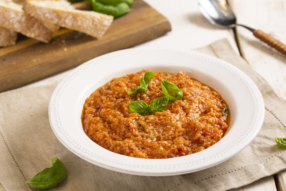 Pappa al pomodoro (Tuscan Tomato and Bread Soup)