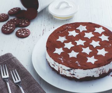 Pan di Stelle Cake