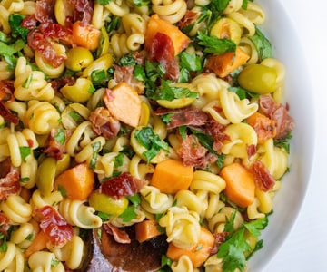 Grilled Melon and Prosciutto Pasta Salad