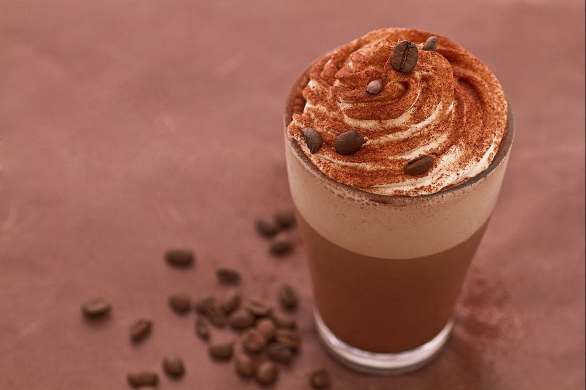 Cappuccino frappe (energy-boosting frappe)