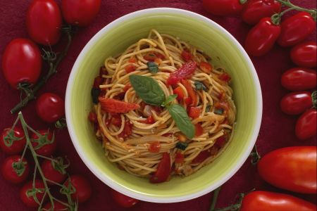 Three Tomato Spaghetti