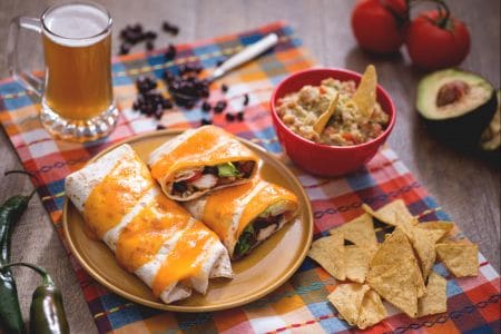 Chicken burrito with lime guacamole