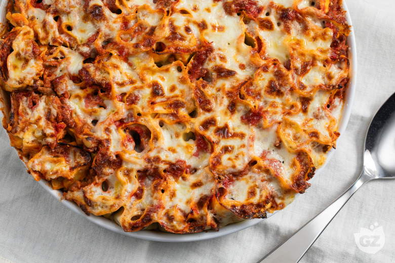 Baked Lasagna Rolls with Meat Sauce
