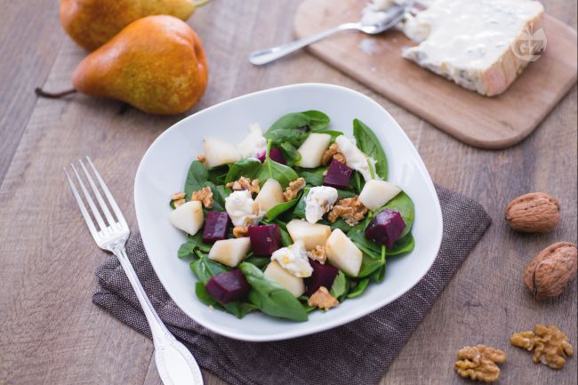 Winter Salad - Italian recipes by GialloZafferano