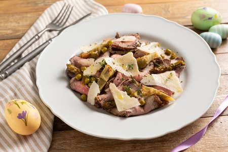 Roast beef with sweet and sour vegetables