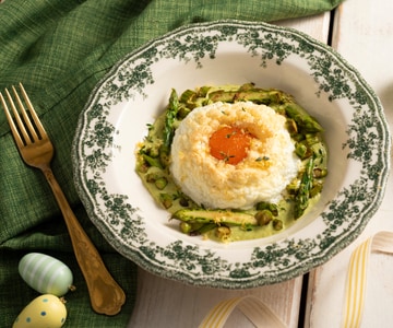 Egg and Asparagus Clouds
